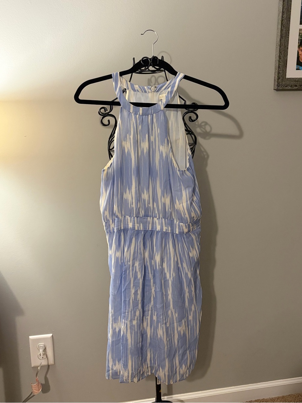 Women’s size 6 Shoshanna Light Blue & White sheer  Printed Halter Dress wedding